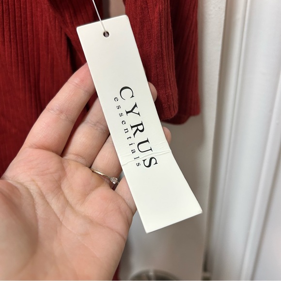 Cyrus Women's Long Sleeve Top in Rich Red - Picture 8 of 12